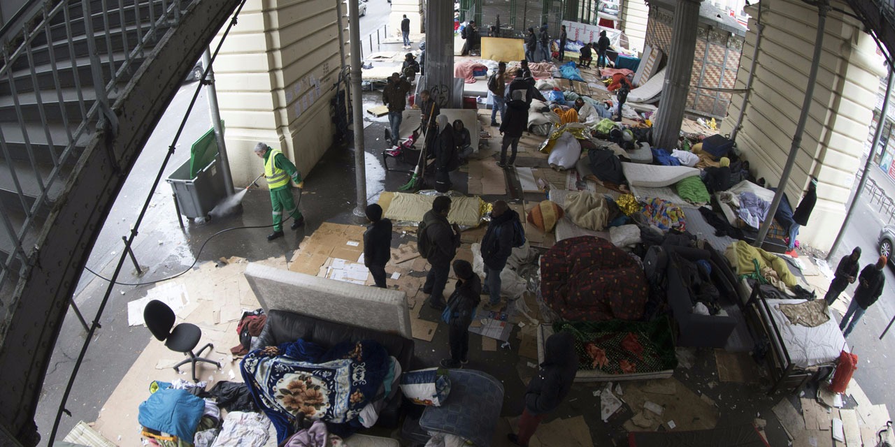 More than 1,000 People Evacuated from Paris Migrant Camp